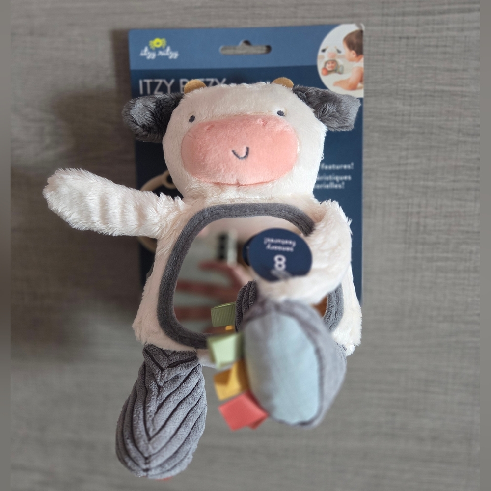 Itzy Ritzy A-Moo-zing Bundle - Picture 4 of 4